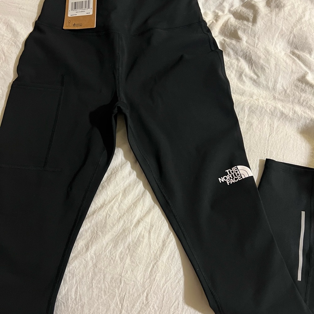 NWT original North Face Black Performance Leggings